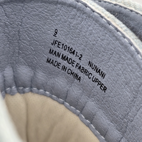 NWOT Cape Robbin Nunani Lace-up Rhinestone Combat Boots, Denim (Light Blue), 9 - Picture 7 of 16